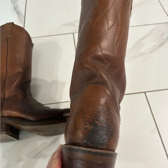 Tony Lama Brown Cowboy Boots with Rounded Toe and Stitching - Picture 5 of 7
